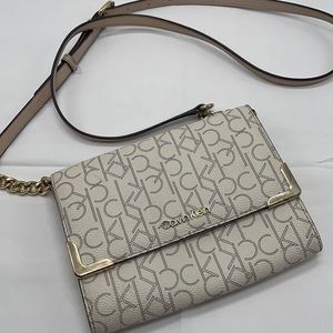 Calvin Klein Crossbody